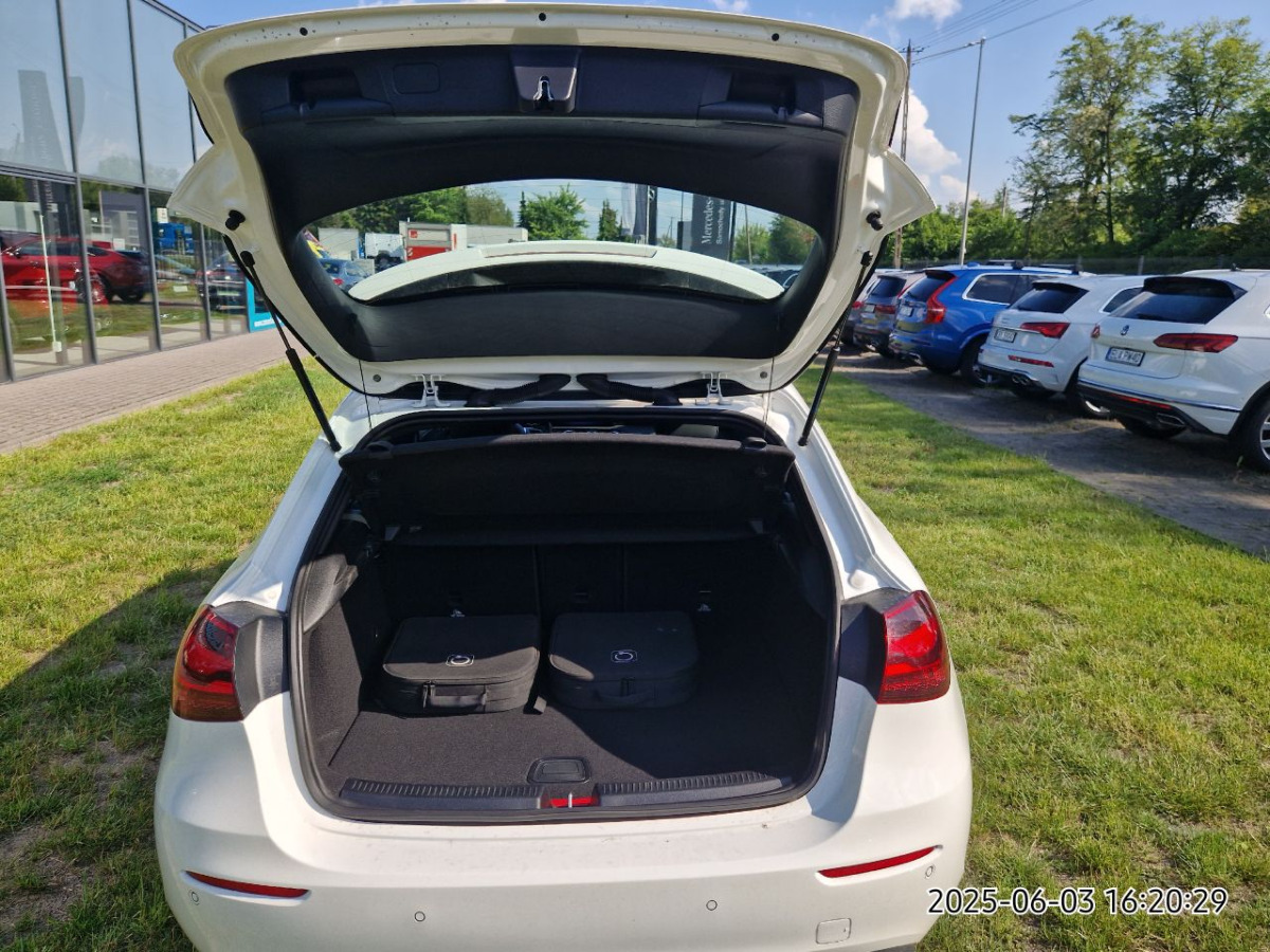 MERCEDES BENZ A 250 HATCHBACK - Hatchback: obrázok 5 MERCEDES BENZ A 250 HATCHBACK - Hatchback: obrázok 5