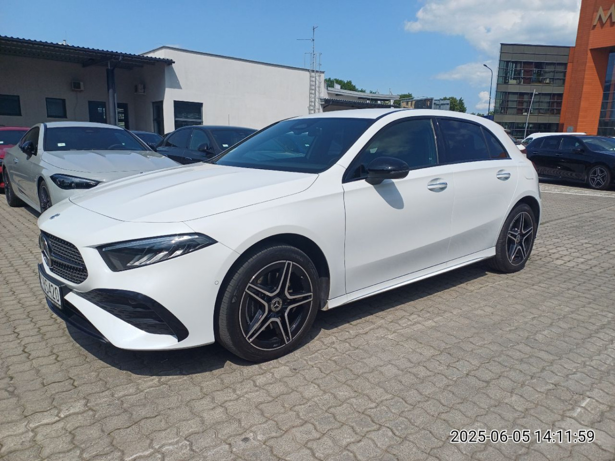 MERCEDES BENZ A 250 HATCHBACK - Hatchback: obrázok 2 MERCEDES BENZ A 250 HATCHBACK - Hatchback: obrázok 2
