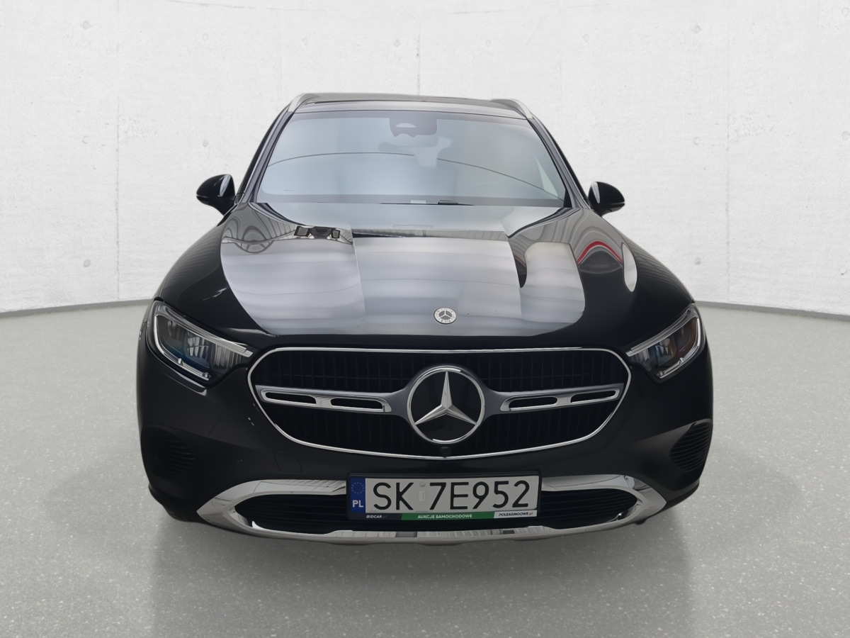 MERCEDES BENZ GLC 220 D 4MATIC SUV - SUV: obrázok 3 MERCEDES BENZ GLC 220 D 4MATIC SUV - SUV: obrázok 3