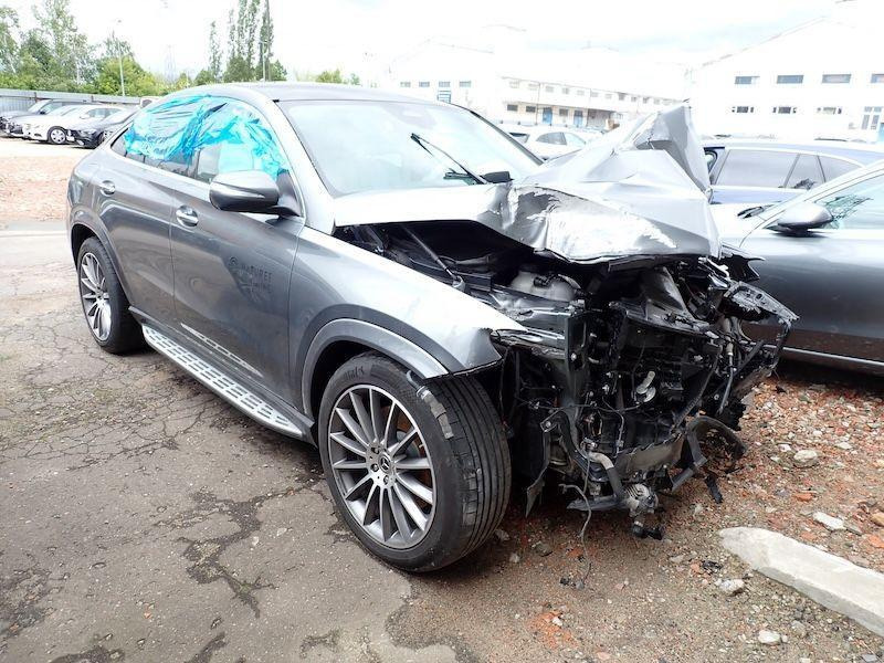 MERCEDES BENZ GLE SEDAN - Sedan: obrázok 1 MERCEDES BENZ GLE SEDAN - Sedan: obrázok 1