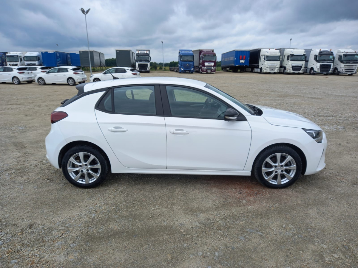 OPEL CORSA HATCHBACK - Hatchback: obrázok 4 OPEL CORSA HATCHBACK - Hatchback: obrázok 4