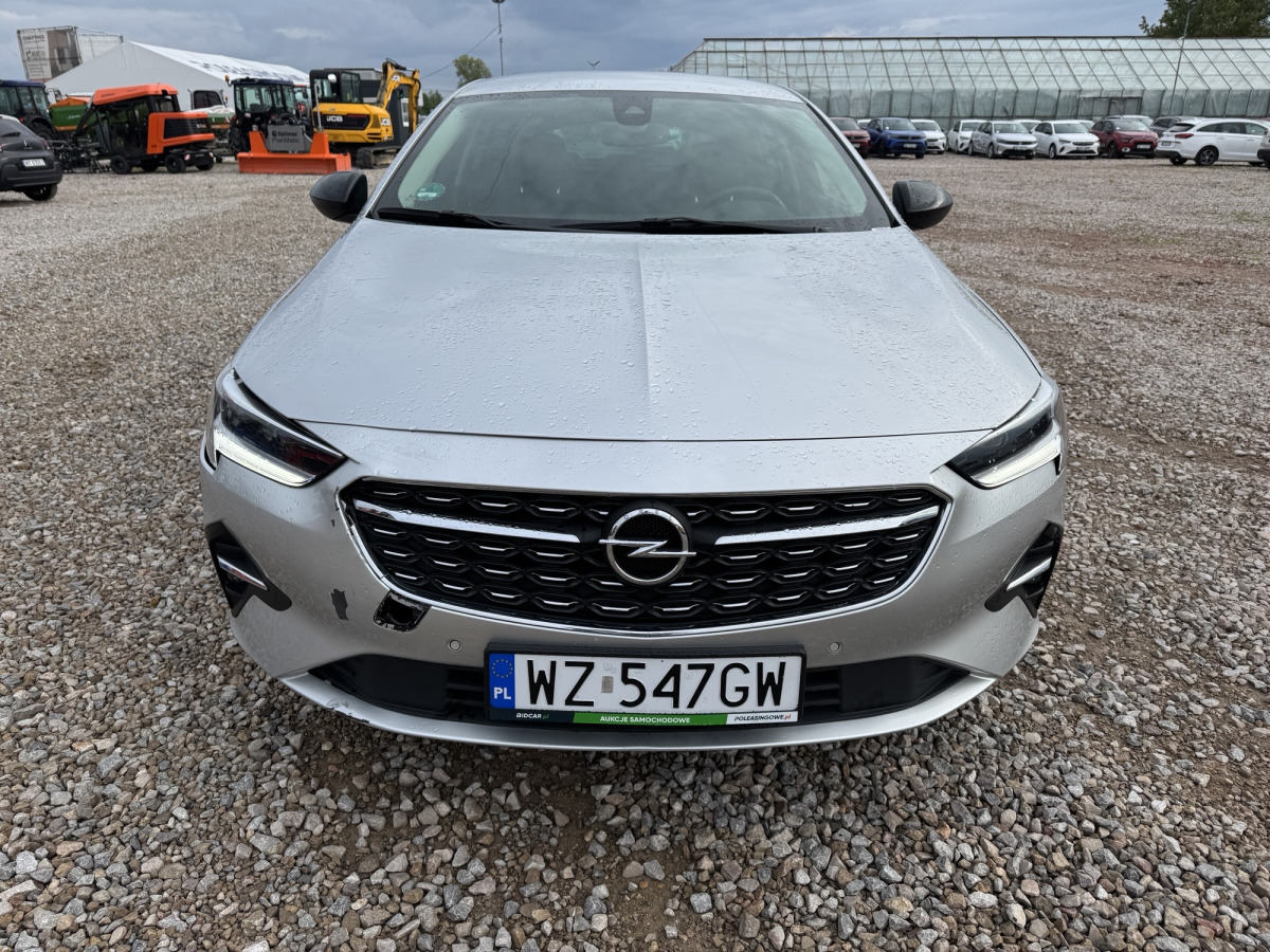 OPEL INSIGNIA LIFTBACK - Automobil: obrázok 2 OPEL INSIGNIA LIFTBACK - Automobil: obrázok 2