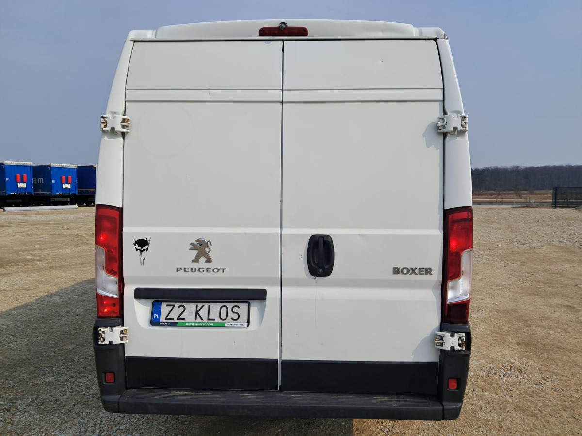 PEUGEOT BOXER FURGON BLASZAK - Furgon: obrázok 4 PEUGEOT BOXER FURGON BLASZAK - Furgon: obrázok 4