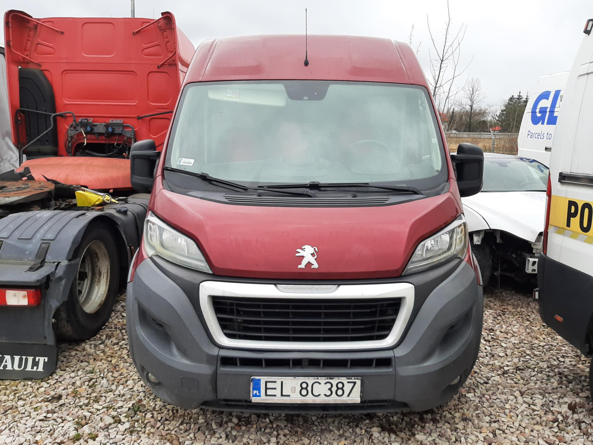 PEUGEOT BOXER FURGON BLASZAK - Furgon: obrázok 3 PEUGEOT BOXER FURGON BLASZAK - Furgon: obrázok 3