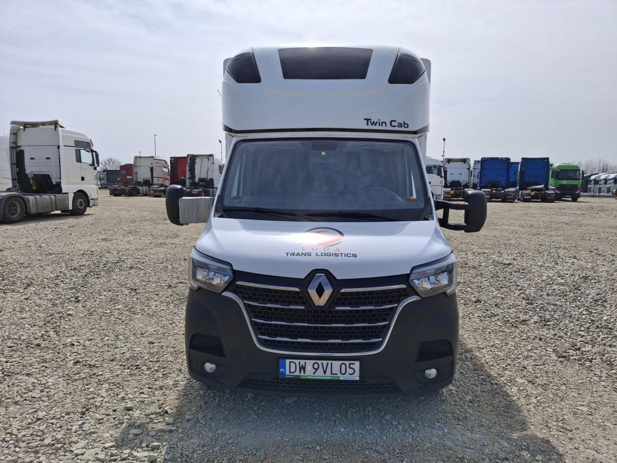 RENAULT Master PLANDEKA - Plachtová dodávka: obrázok 2 RENAULT Master PLANDEKA - Plachtová dodávka: obrázok 2