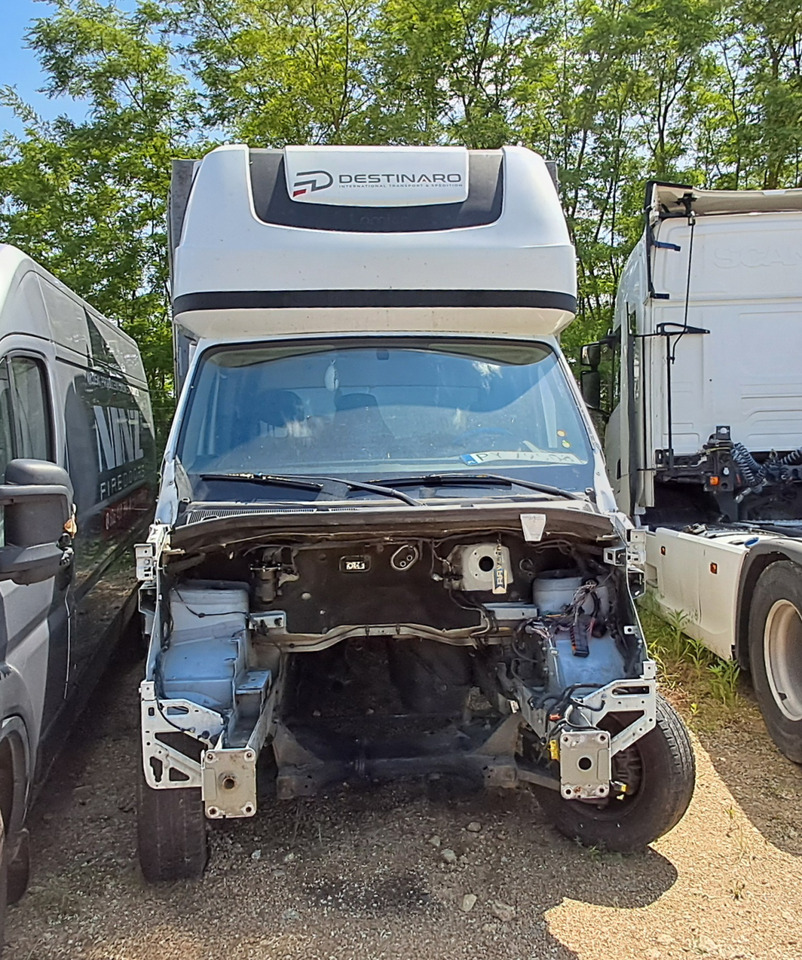 RENAULT Master PLANDEKA - Plachtová dodávka: obrázok 2 RENAULT Master PLANDEKA - Plachtová dodávka: obrázok 2