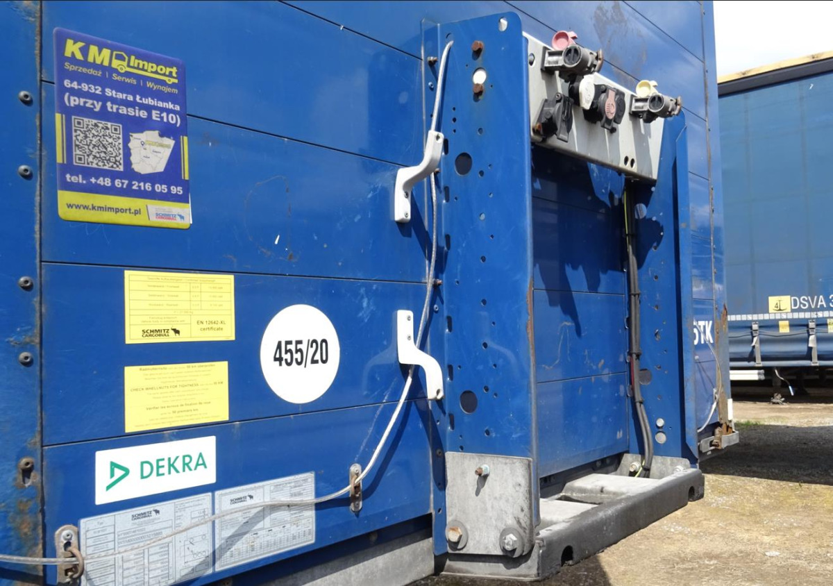 SCHMITZ CARGOBULL SCB S3 SKRZYNIOWA - Plošinový/ Valníkový príves: obrázok 5 SCHMITZ CARGOBULL SCB S3 SKRZYNIOWA - Plošinový/ Valníkový príves: obrázok 5