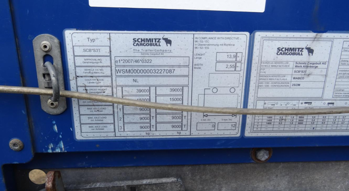 SCHMITZ CARGOBULL SCB S3 SKRZYNIOWA - Plošinový/ Valníkový príves: obrázok 3 SCHMITZ CARGOBULL SCB S3 SKRZYNIOWA - Plošinový/ Valníkový príves: obrázok 3
