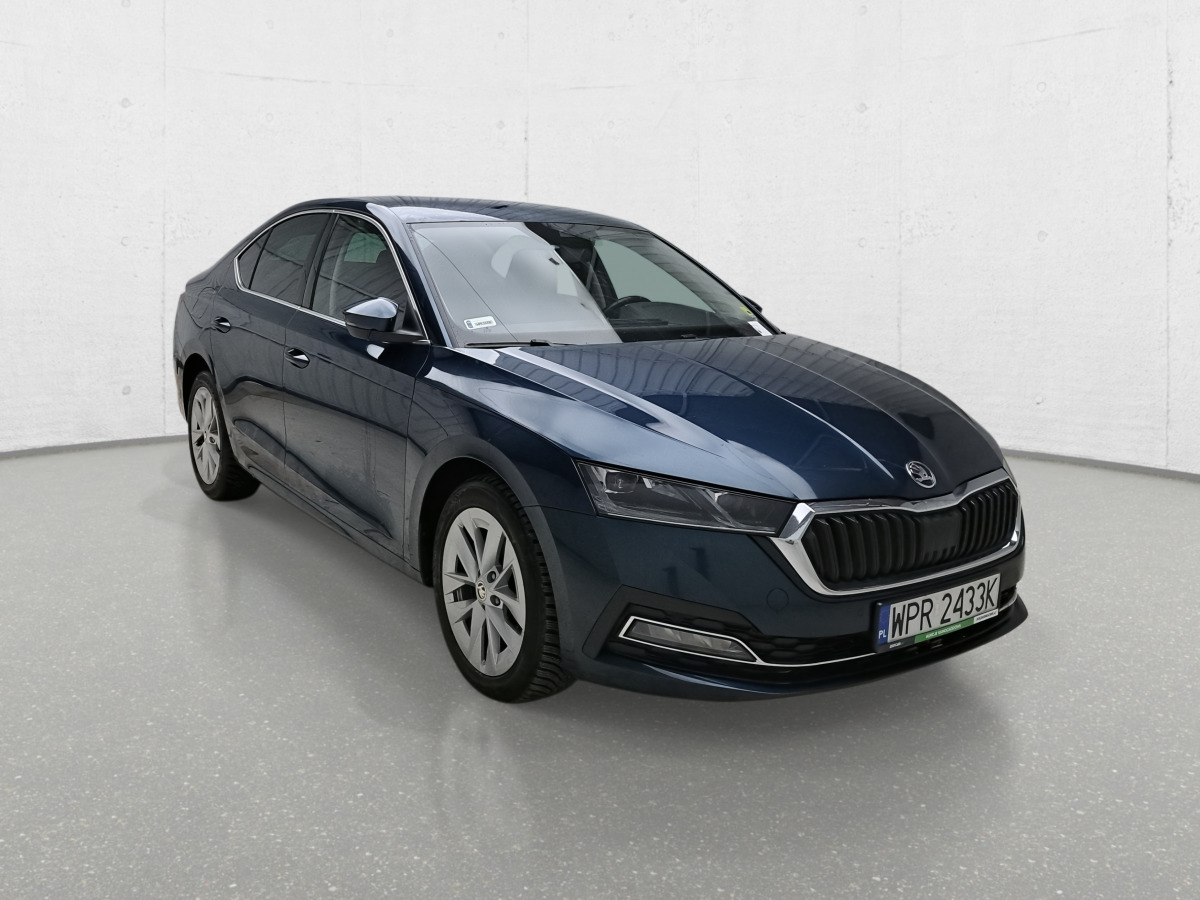 SKODA OCTAVIA HATCHBACK - Automobil: obrázok 2 SKODA OCTAVIA HATCHBACK - Automobil: obrázok 2