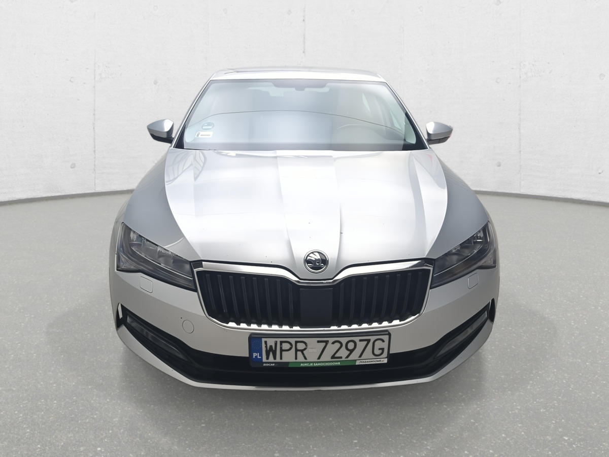 SKODA SUPERB SEDAN - Sedan: obrázok 3 SKODA SUPERB SEDAN - Sedan: obrázok 3