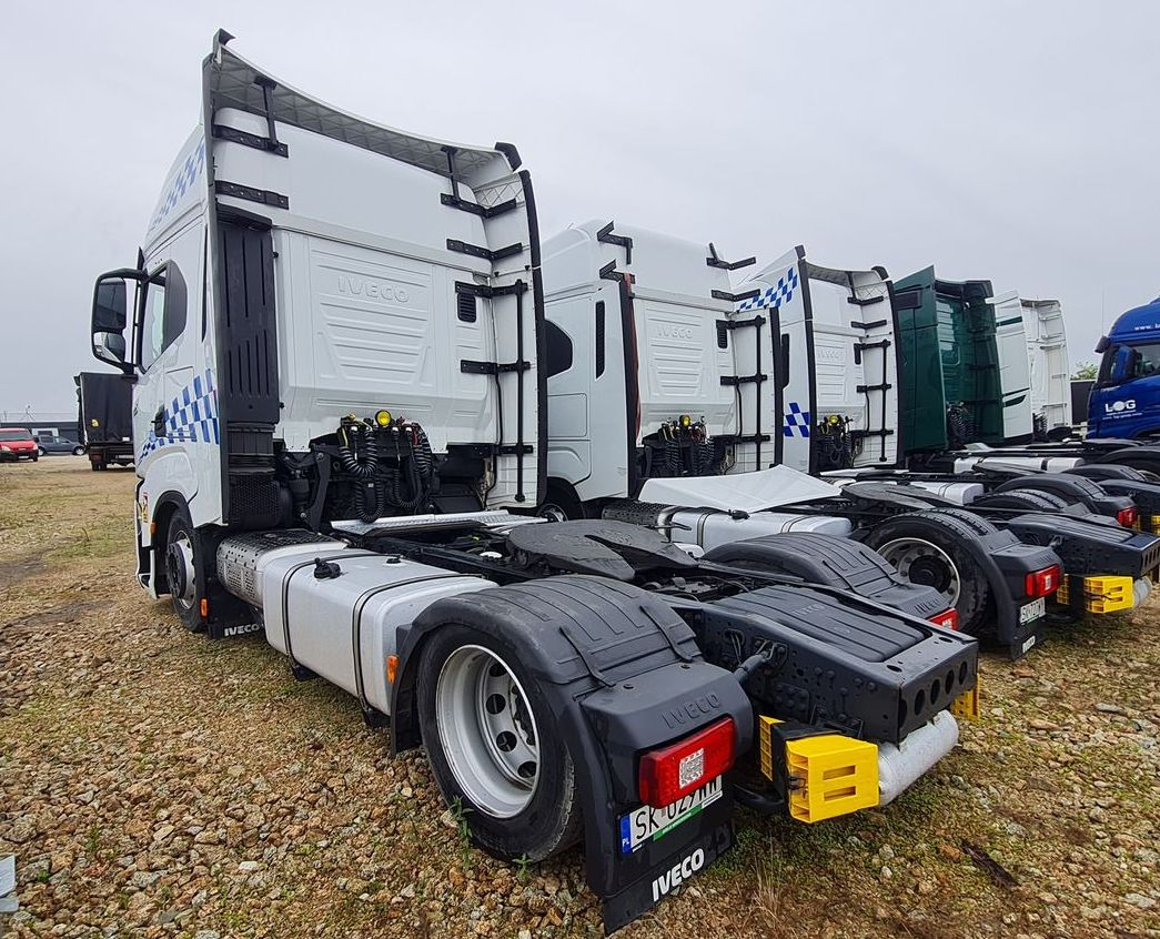 IVECO AS440ST/FP LT CIĄGNIK SIODŁOWY - Ťahač: obrázok 4 IVECO AS440ST/FP LT CIĄGNIK SIODŁOWY - Ťahač: obrázok 4