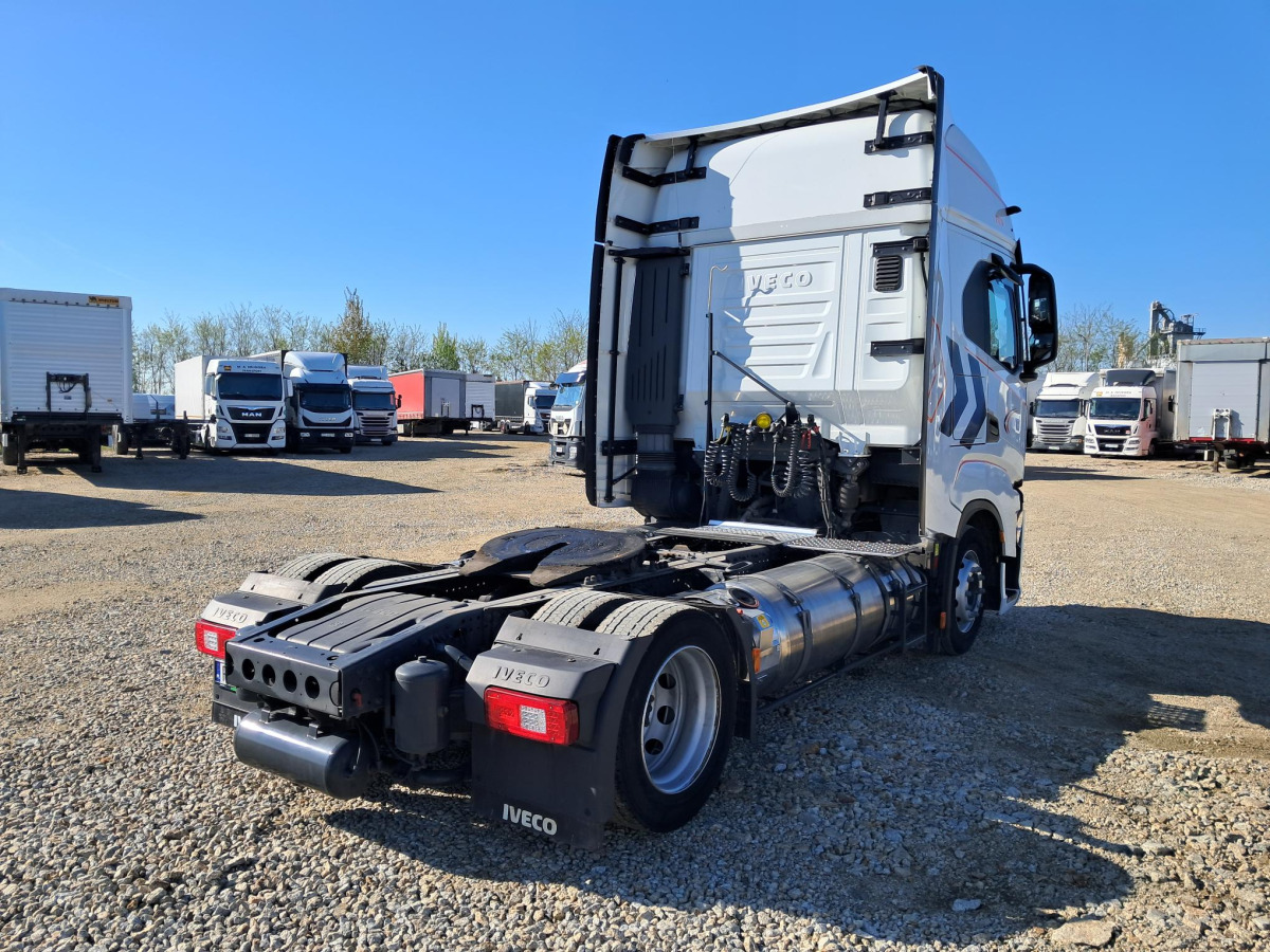 IVECO AS440ST/FP LT LNG CIĄGNIK SIODŁOWY - Ťahač: obrázok 5 IVECO AS440ST/FP LT LNG CIĄGNIK SIODŁOWY - Ťahač: obrázok 5