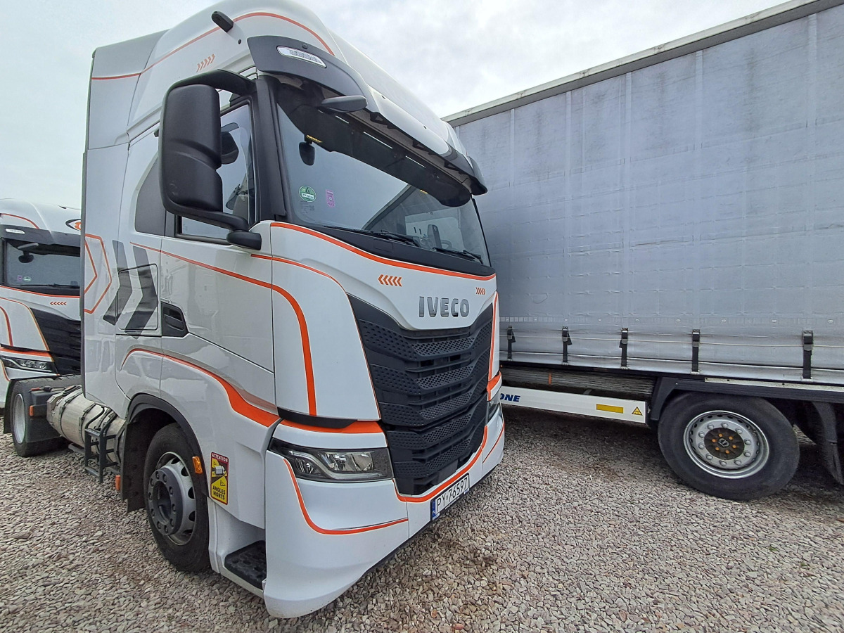 IVECO AS440ST/FP LT LNG CIĄGNIK SIODŁOWY - Ťahač: obrázok 1 IVECO AS440ST/FP LT LNG CIĄGNIK SIODŁOWY - Ťahač: obrázok 1