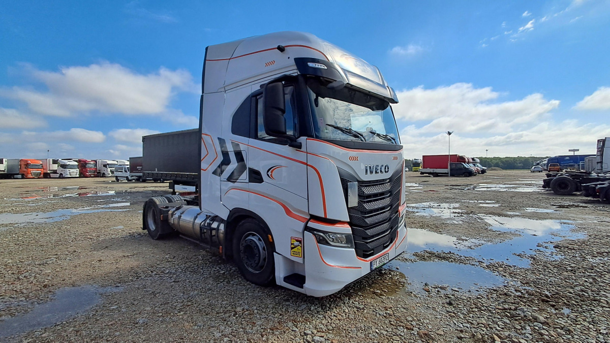 IVECO AS440ST/FP LT LNG CIĄGNIK SIODŁOWY - Ťahač: obrázok 1 IVECO AS440ST/FP LT LNG CIĄGNIK SIODŁOWY - Ťahač: obrázok 1
