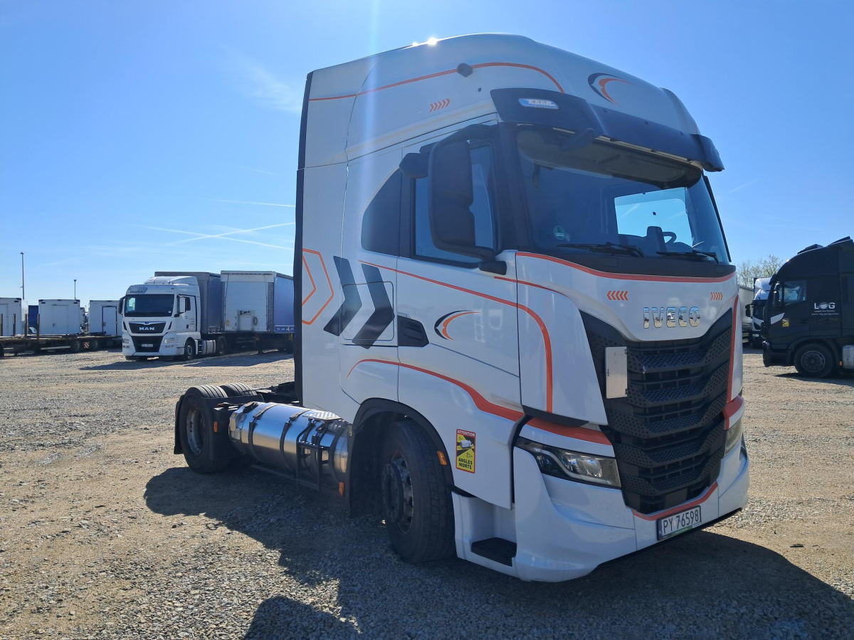 IVECO AS440ST/FP LT LNG CIĄGNIK SIODŁOWY - Ťahač: obrázok 1 IVECO AS440ST/FP LT LNG CIĄGNIK SIODŁOWY - Ťahač: obrázok 1