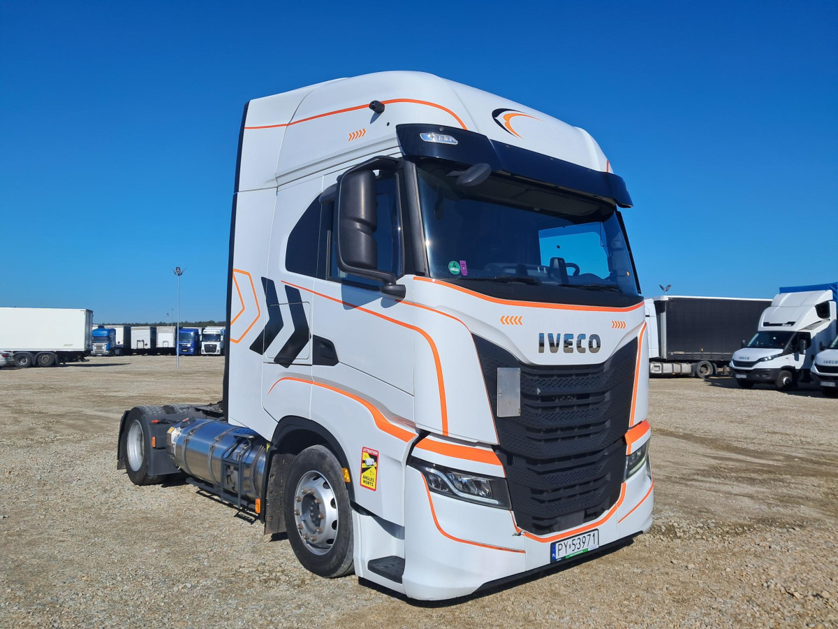 IVECO AS440ST/FP LT LNG CIĄGNIK SIODŁOWY - Ťahač: obrázok 1 IVECO AS440ST/FP LT LNG CIĄGNIK SIODŁOWY - Ťahač: obrázok 1