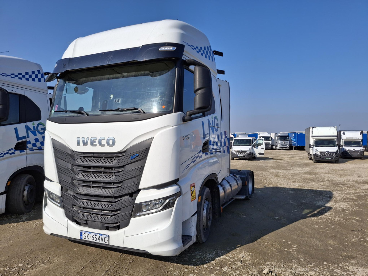 IVECO AS440ST/FP LT LNG CIĄGNIK SIODŁOWY - Ťahač: obrázok 3 IVECO AS440ST/FP LT LNG CIĄGNIK SIODŁOWY - Ťahač: obrázok 3