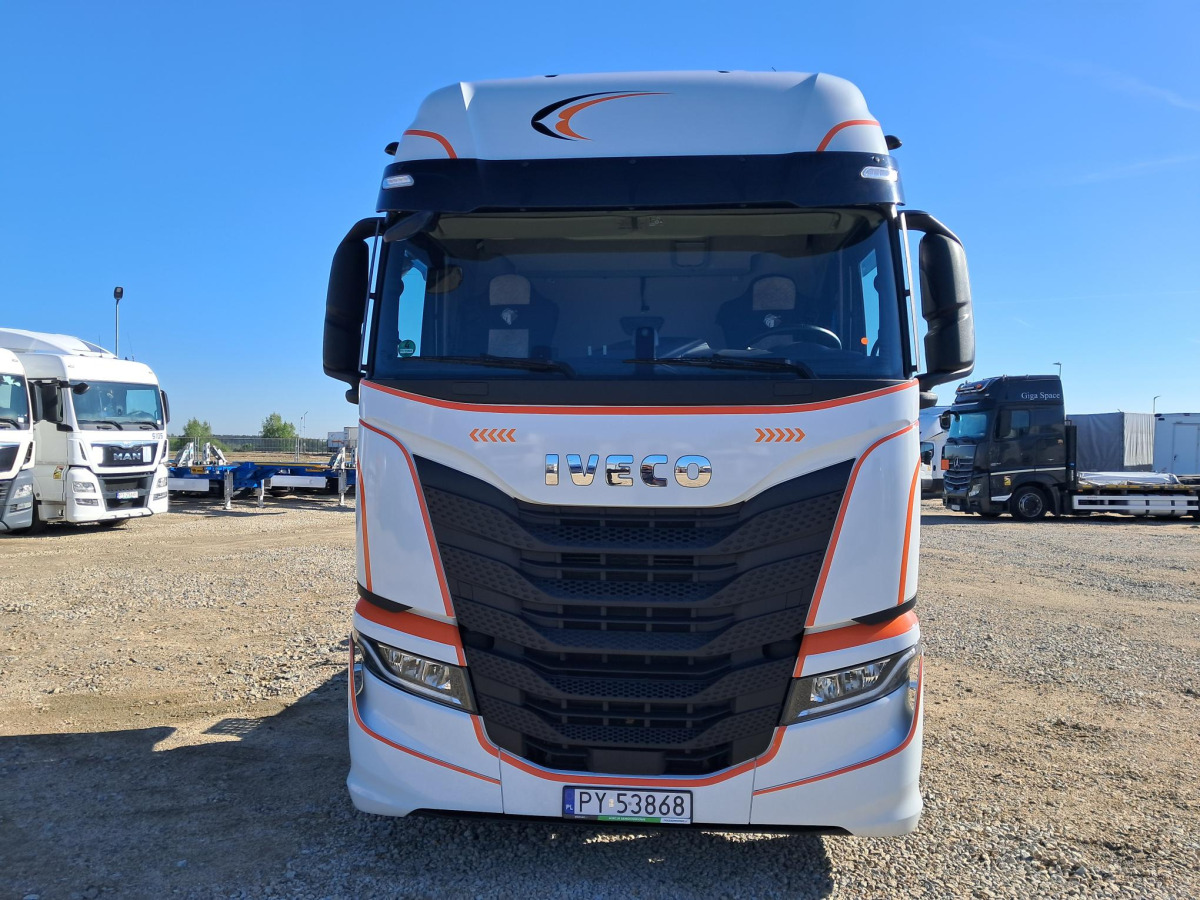 IVECO AS440ST/FP LT LNG CIĄGNIK SIODŁOWY - Ťahač: obrázok 2 IVECO AS440ST/FP LT LNG CIĄGNIK SIODŁOWY - Ťahač: obrázok 2