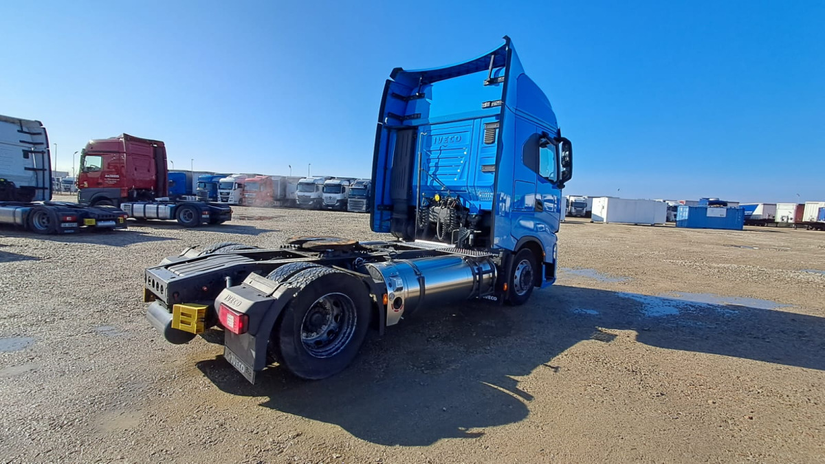 IVECO CIĄGNIK SIODŁOWY - Ťahač: obrázok 5 IVECO CIĄGNIK SIODŁOWY - Ťahač: obrázok 5