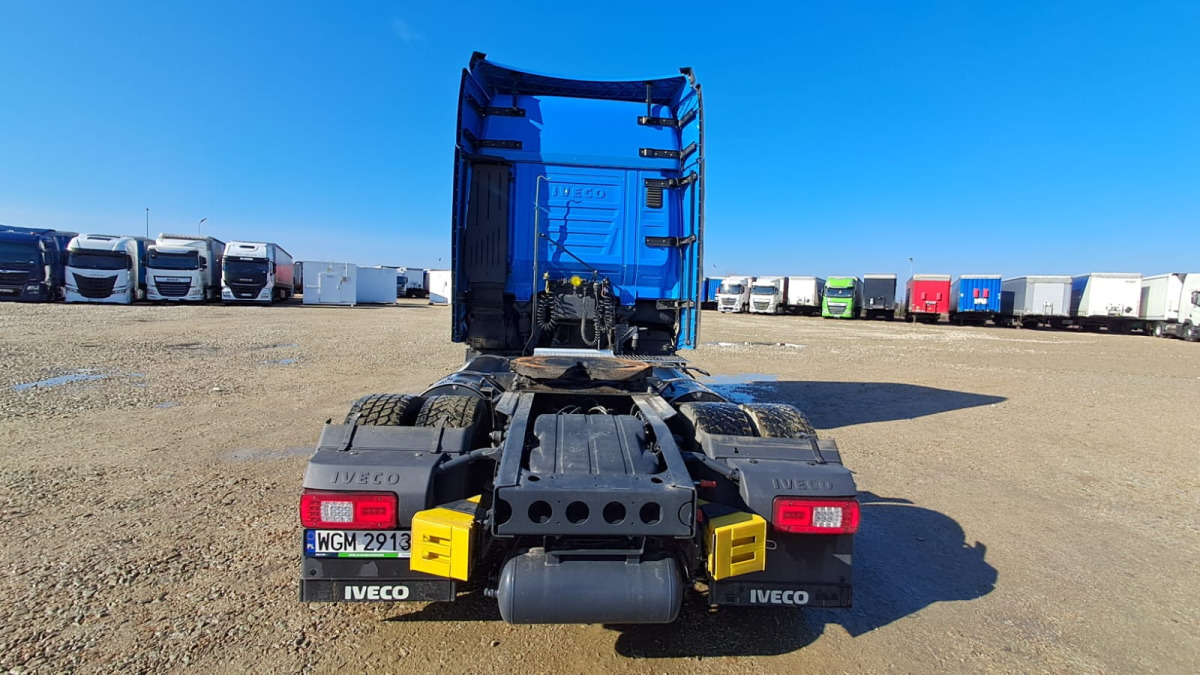 IVECO CIĄGNIK SIODŁOWY - Ťahač: obrázok 4 IVECO CIĄGNIK SIODŁOWY - Ťahač: obrázok 4