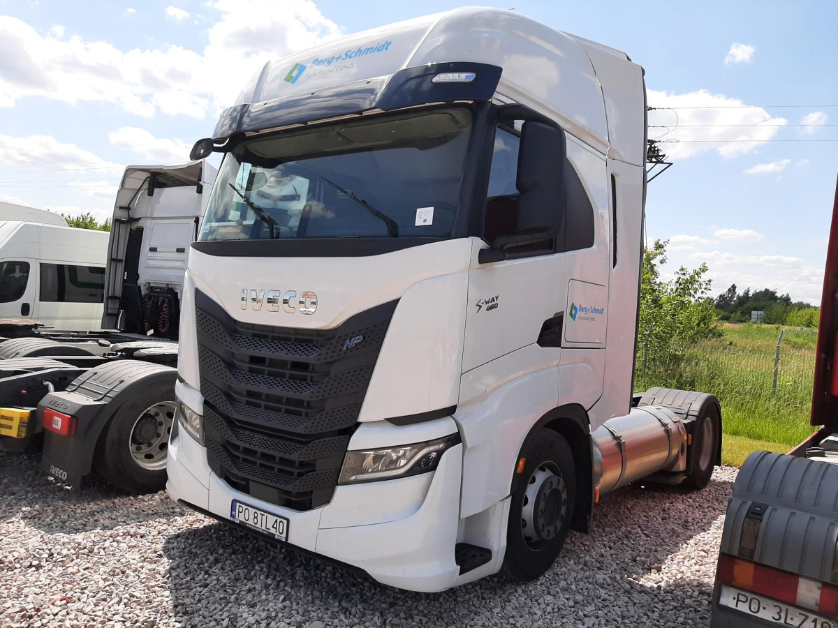 IVECO S-WAY CIĄGNIK SIODŁOWY - Ťahač: obrázok 2 IVECO S-WAY CIĄGNIK SIODŁOWY - Ťahač: obrázok 2