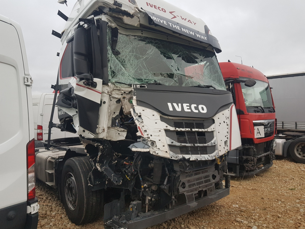 IVECO S-WAY CIĄGNIK SIODŁOWY - Ťahač: obrázok 1 IVECO S-WAY CIĄGNIK SIODŁOWY - Ťahač: obrázok 1