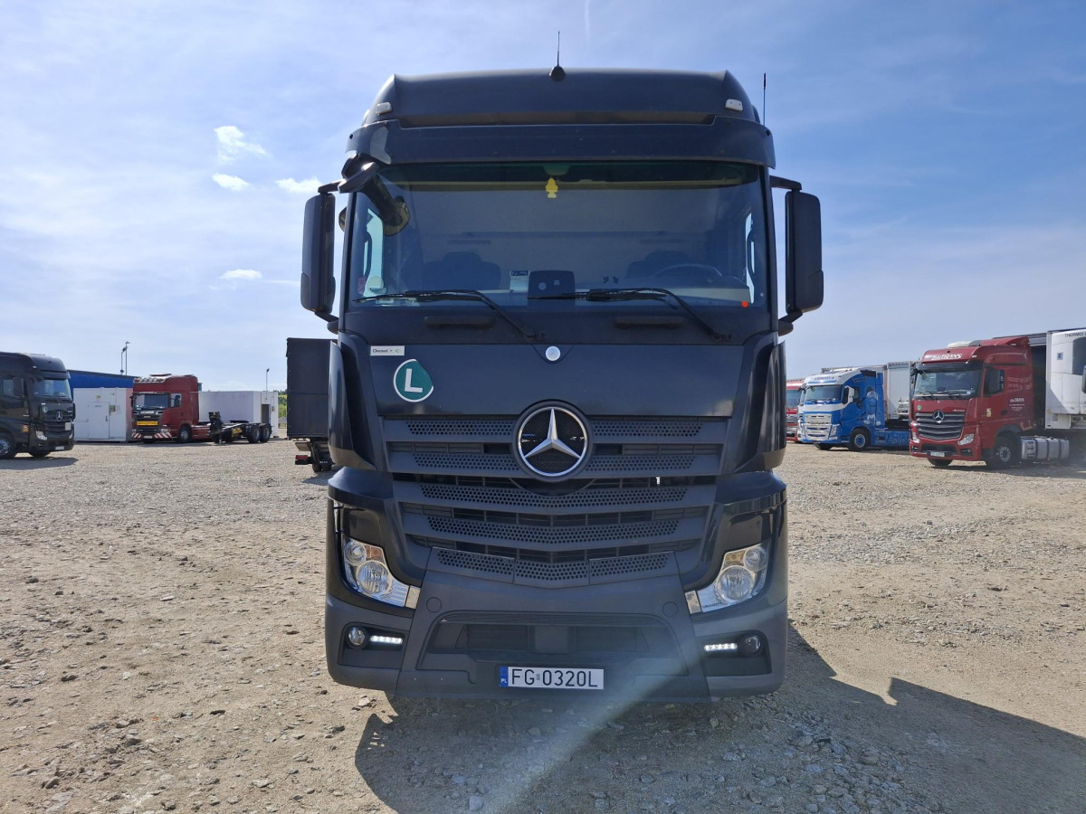 MERCEDES BENZ ACTROS CIĄGNIK SIODŁOWY - Ťahač: obrázok 3 MERCEDES BENZ ACTROS CIĄGNIK SIODŁOWY - Ťahač: obrázok 3