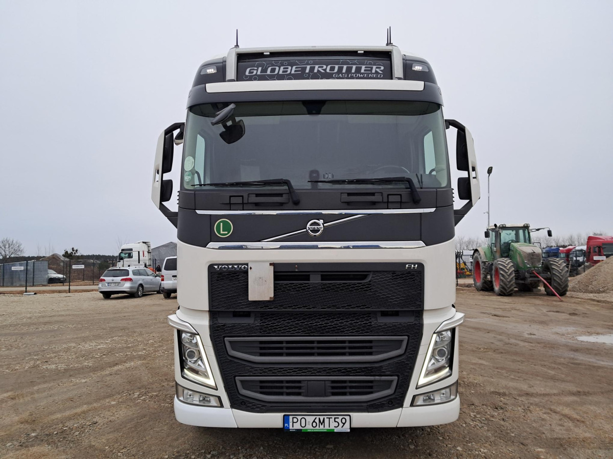 VOLVO FH 460 CIĄGNIK SIODŁOWY - Ťahač: obrázok 2 VOLVO FH 460 CIĄGNIK SIODŁOWY - Ťahač: obrázok 2