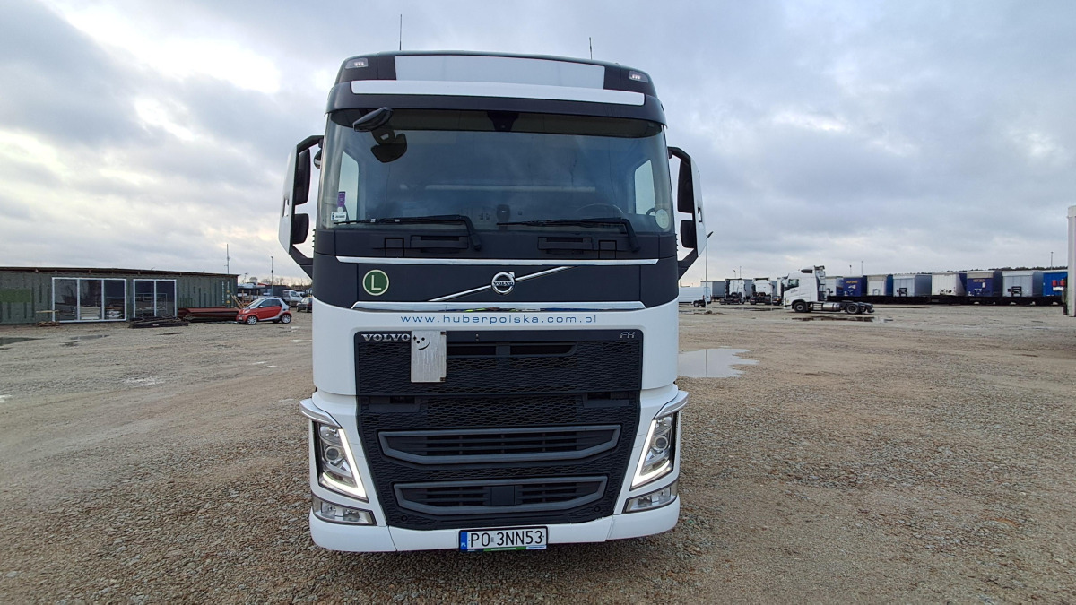 VOLVO FH 460 CIĄGNIK SIODŁOWY - Ťahač: obrázok 2 VOLVO FH 460 CIĄGNIK SIODŁOWY - Ťahač: obrázok 2