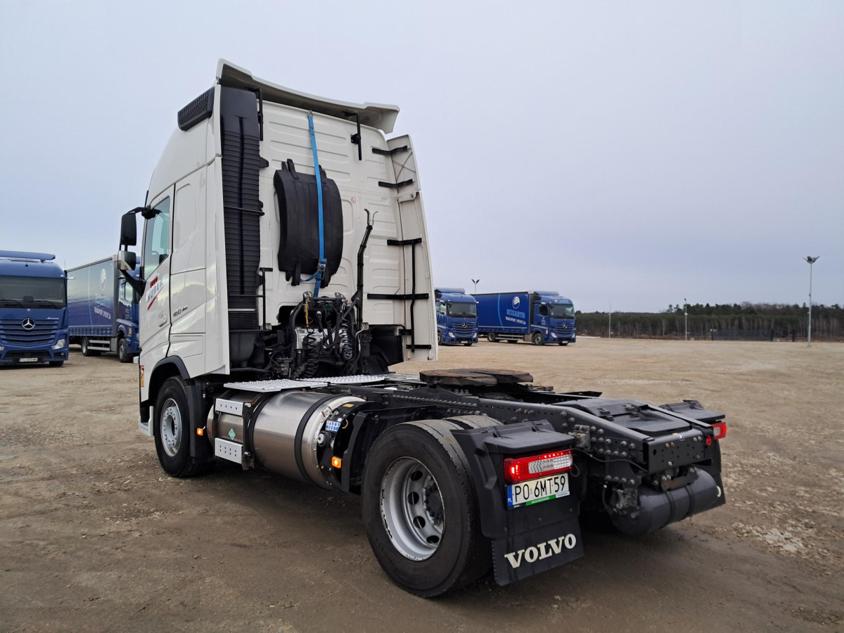 VOLVO FH 460 CIĄGNIK SIODŁOWY - Ťahač: obrázok 5 VOLVO FH 460 CIĄGNIK SIODŁOWY - Ťahač: obrázok 5