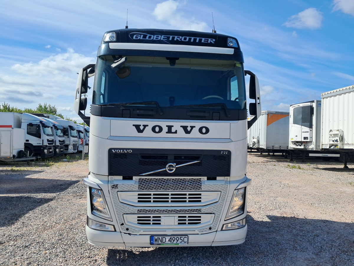 VOLVO FH CIĄGNIK SIODŁOWY - Ťahač: obrázok 3 VOLVO FH CIĄGNIK SIODŁOWY - Ťahač: obrázok 3