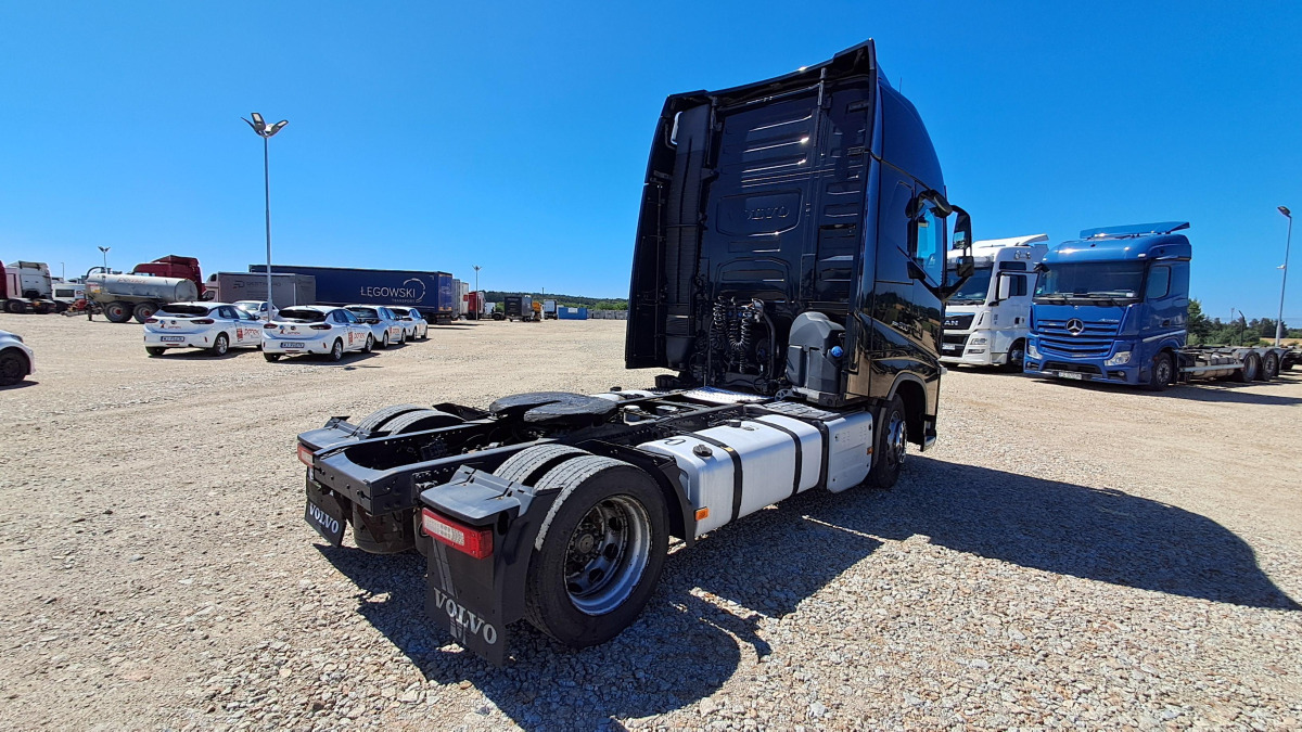VOLVO FH CIĄGNIK SIODŁOWY - Ťahač: obrázok 5 VOLVO FH CIĄGNIK SIODŁOWY - Ťahač: obrázok 5