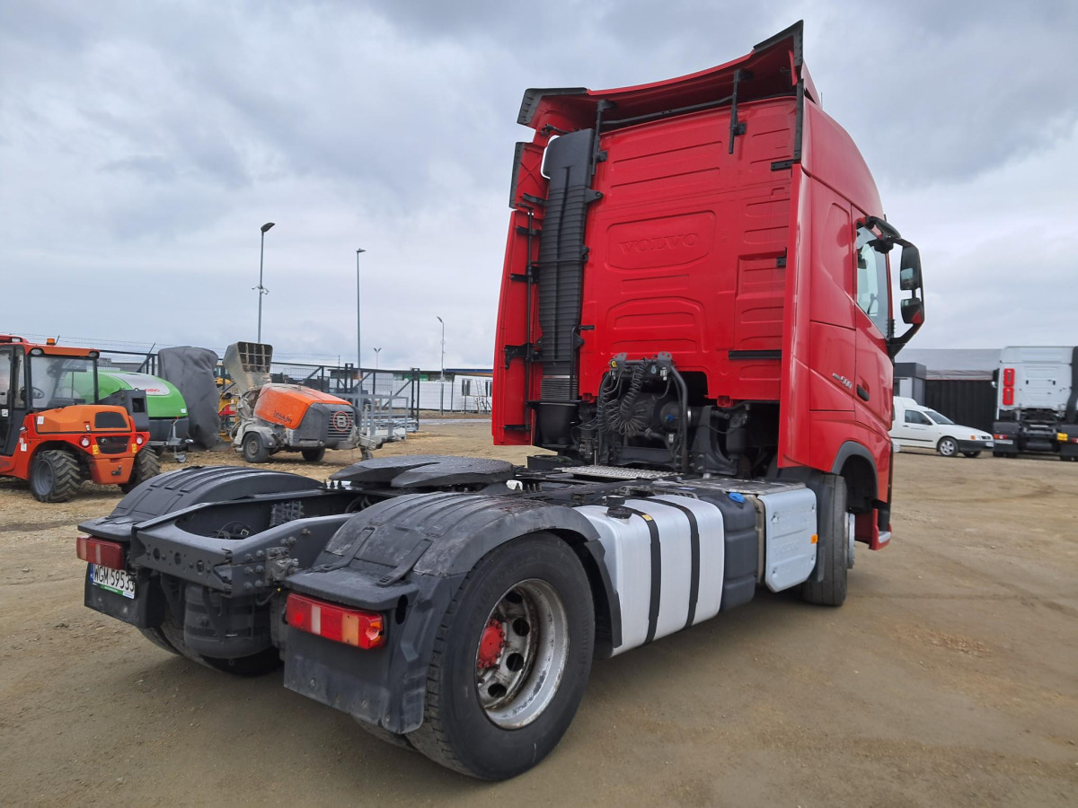 VOLVO FH CIĄGNIK SIODŁOWY - Ťahač: obrázok 5 VOLVO FH CIĄGNIK SIODŁOWY - Ťahač: obrázok 5