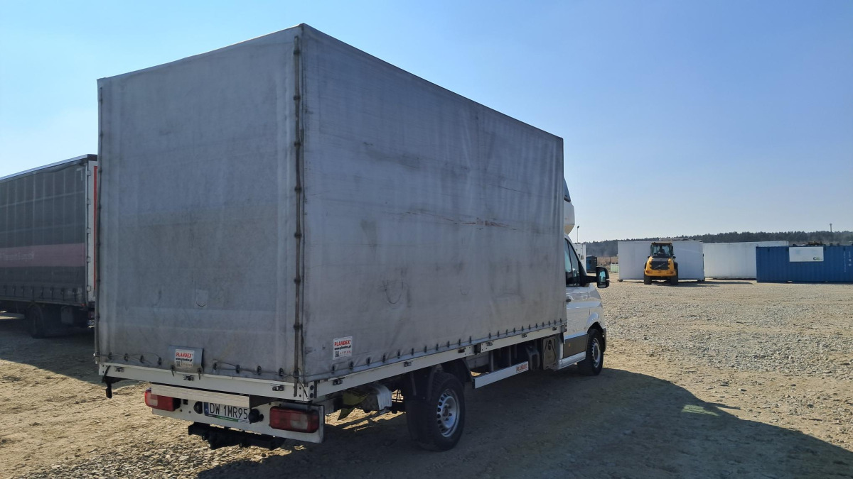 VOLKSWAGEN CRAFTER PLANDEKA - Plachtová dodávka: obrázok 5 VOLKSWAGEN CRAFTER PLANDEKA - Plachtová dodávka: obrázok 5