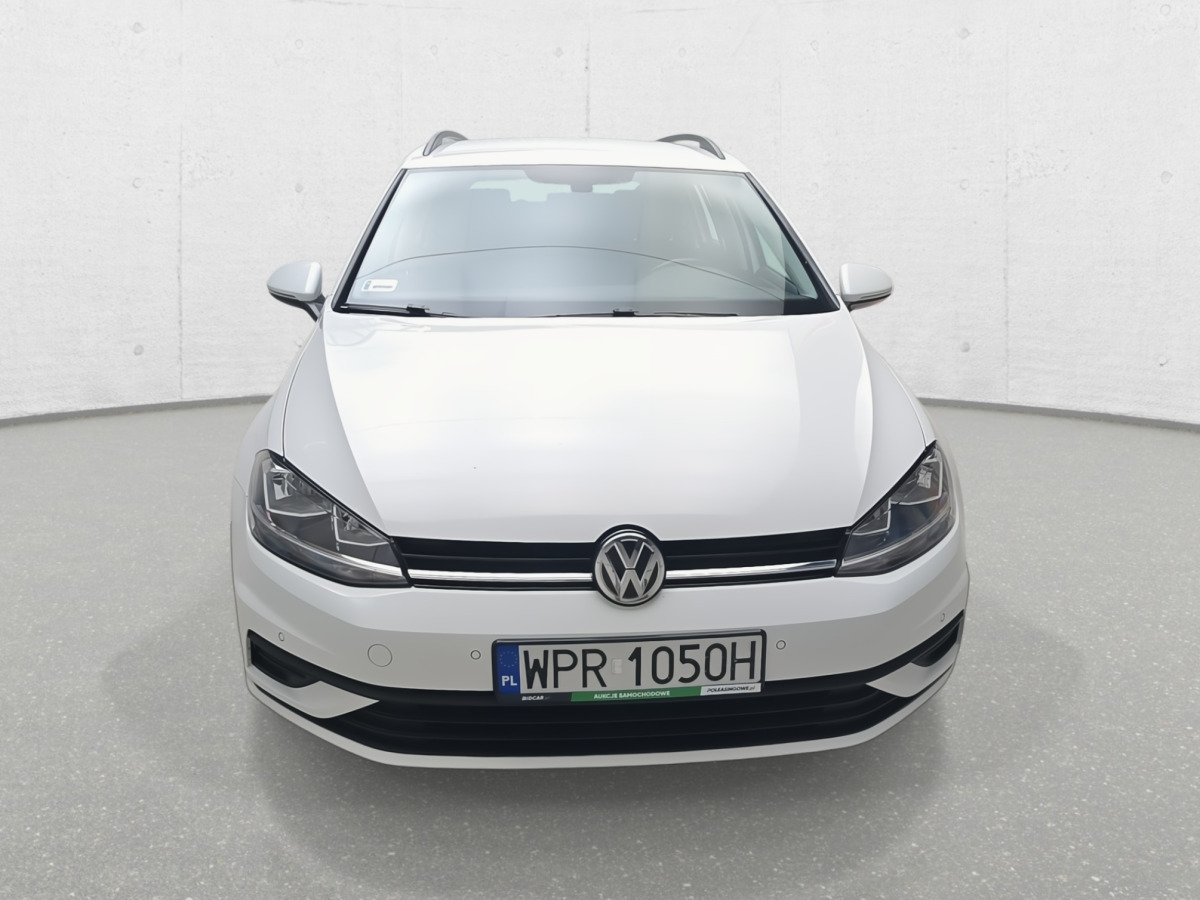 VOLKSWAGEN GOLF KOMBI - Automobil: obrázok 3 VOLKSWAGEN GOLF KOMBI - Automobil: obrázok 3