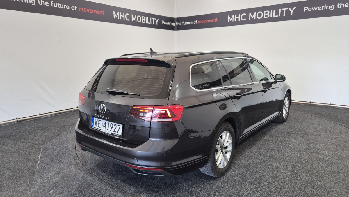 VOLKSWAGEN PASSAT KOMBI - Automobil: obrázok 4 VOLKSWAGEN PASSAT KOMBI - Automobil: obrázok 4