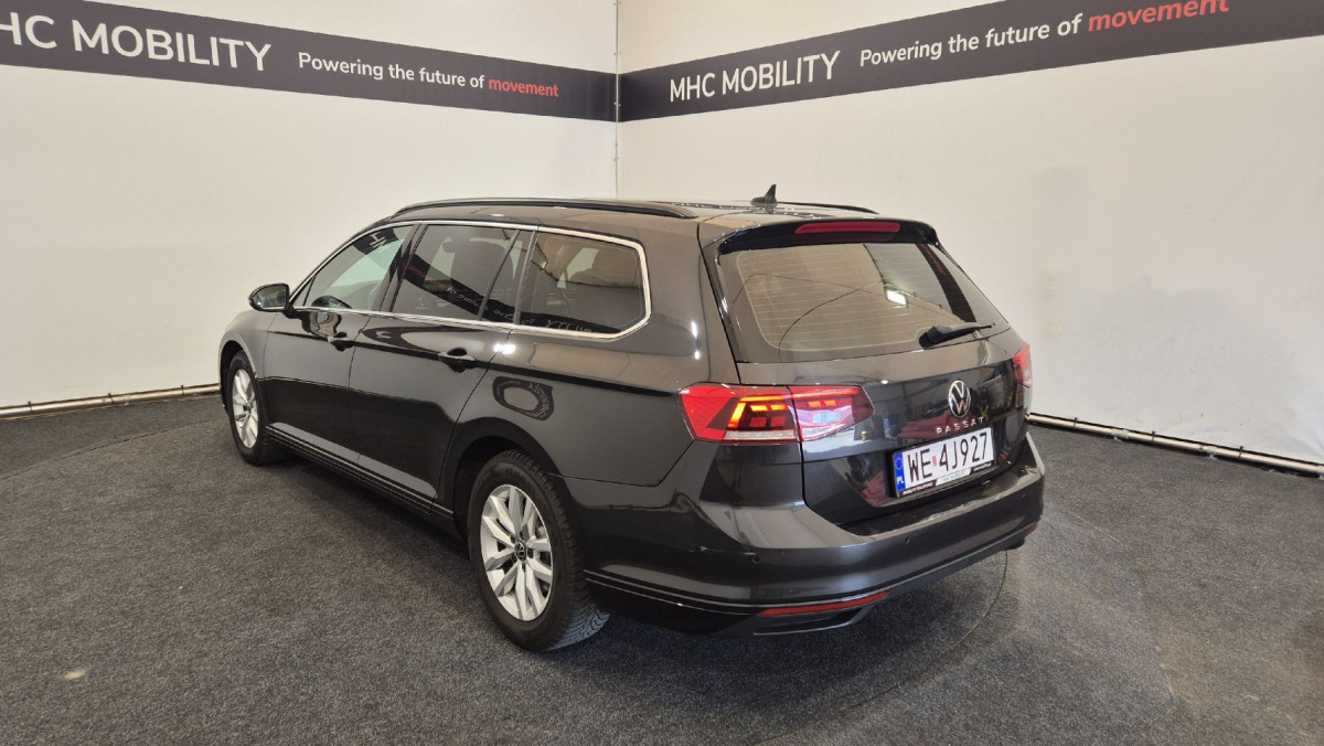 VOLKSWAGEN PASSAT KOMBI - Automobil: obrázok 3 VOLKSWAGEN PASSAT KOMBI - Automobil: obrázok 3