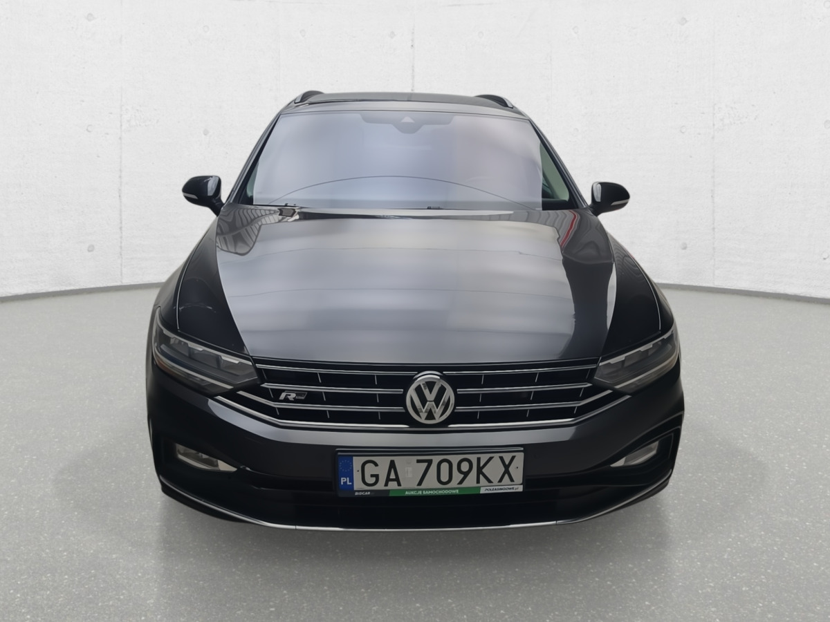 VOLKSWAGEN PASSAT KOMBI - Automobil: obrázok 3 VOLKSWAGEN PASSAT KOMBI - Automobil: obrázok 3