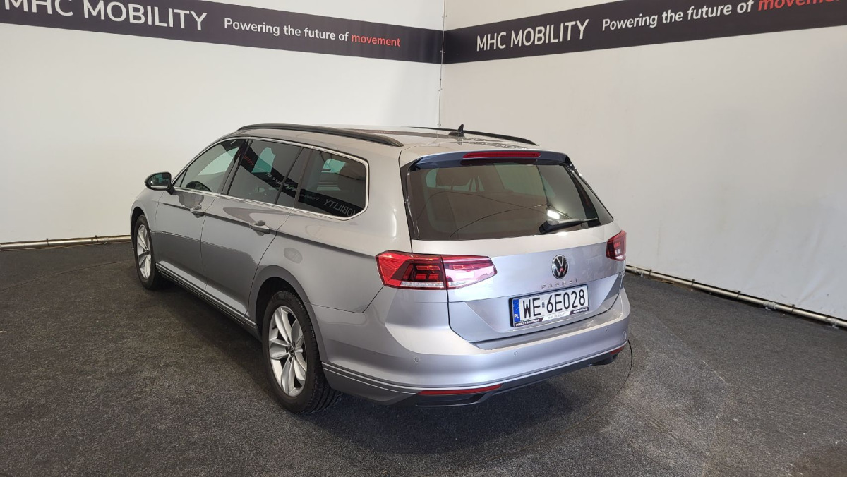 VOLKSWAGEN PASSAT KOMBI - Automobil: obrázok 4 VOLKSWAGEN PASSAT KOMBI - Automobil: obrázok 4