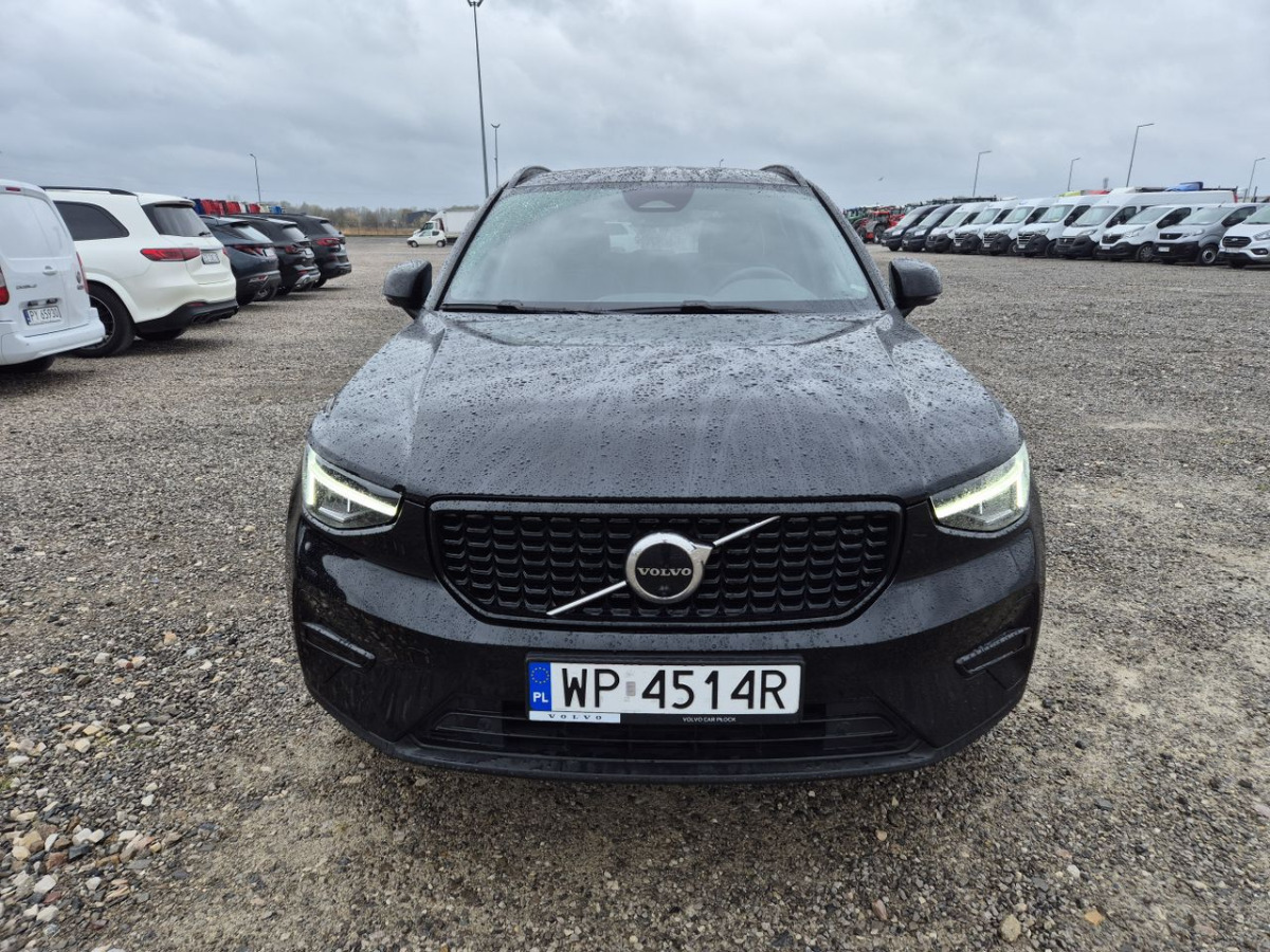 VOLVO XC40 SUV - SUV: obrázok 2 VOLVO XC40 SUV - SUV: obrázok 2