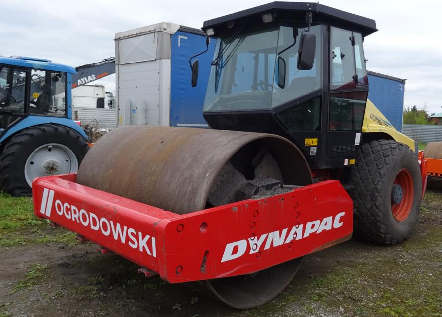 Walec DYNAPAC CA 302D 2011 - 3393 mth - CE - 15,9t - Valec: obrázok 2 Walec DYNAPAC CA 302D 2011 - 3393 mth - CE - 15,9t - Valec: obrázok 2