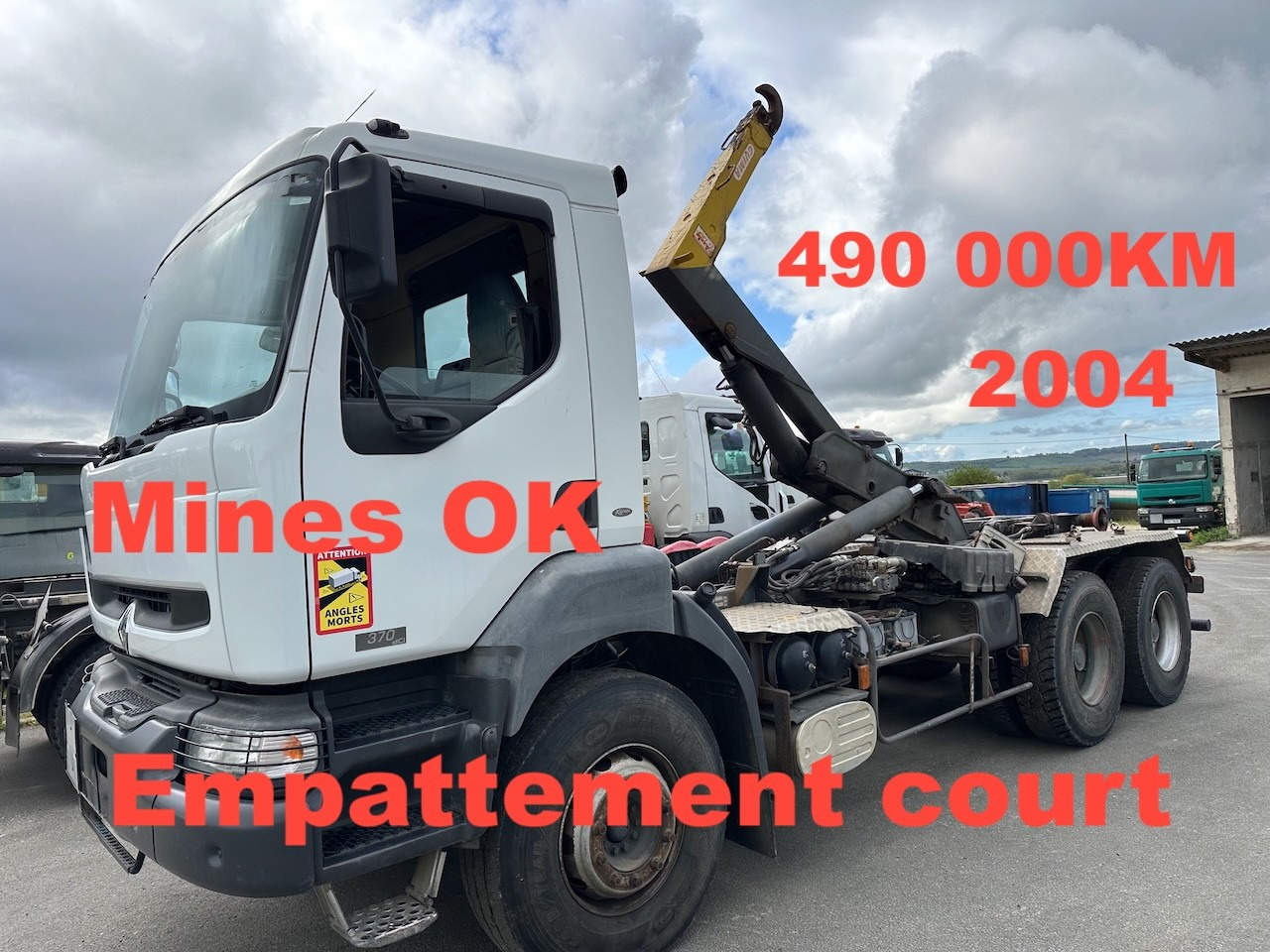 RENAULT KERAX 370 DCI - Hákový nosič kontajnerov: obrázok 1 RENAULT KERAX 370 DCI - Hákový nosič kontajnerov: obrázok 1