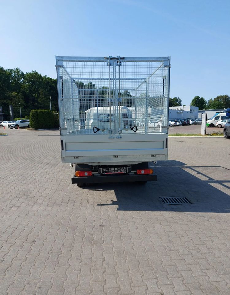 FUSO Canter 6S15 Wywrotka - Auto na odvoz odpadu: obrázok 5 FUSO Canter 6S15 Wywrotka - Auto na odvoz odpadu: obrázok 5