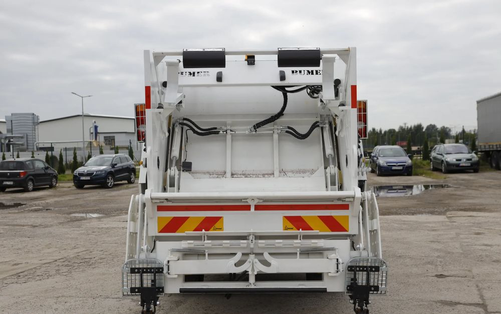 FUSO Canter 9C18 Śmieciarka - Auto na odvoz odpadu: obrázok 2 FUSO Canter 9C18 Śmieciarka - Auto na odvoz odpadu: obrázok 2