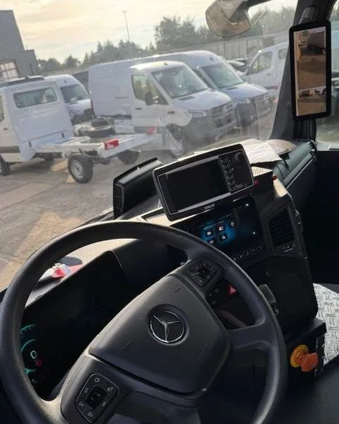 Auto na odvoz odpadu Mercedes-Benz eActros 300 L 6x2 Elektryczna śmieciarka: obrázok 8