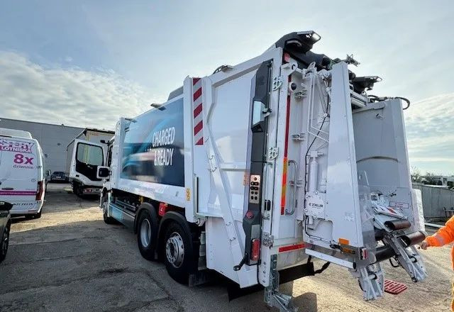 Auto na odvoz odpadu Mercedes-Benz eActros 300 L 6x2 Elektryczna śmieciarka: obrázok 13