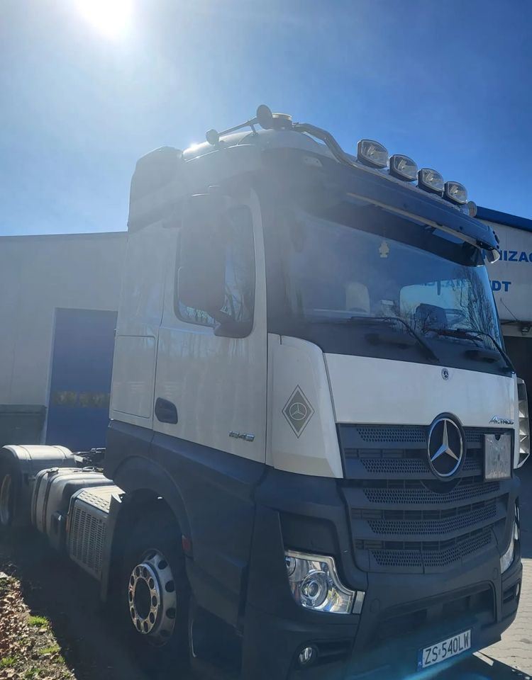 Mercedes-Benz Actros 1843 LS - Ťahač: obrázok 2 Mercedes-Benz Actros 1843 LS - Ťahač: obrázok 2