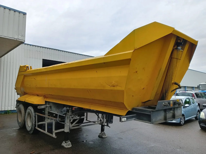 Fruehauf 2 Axle Steel Tipper , Spring Suspension , Drum Brakes - Náves sklápěcí: obrázok 4 Fruehauf 2 Axle Steel Tipper , Spring Suspension , Drum Brakes - Náves sklápěcí: obrázok 4