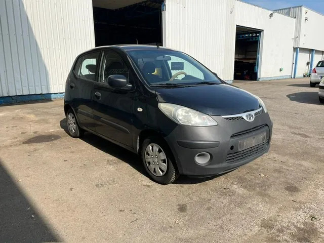 Hyundai i10 ,1.1 , 5 doors , Belgium Regestration - Hatchback: obrázok 4 Hyundai i10 ,1.1 , 5 doors , Belgium Regestration - Hatchback: obrázok 4