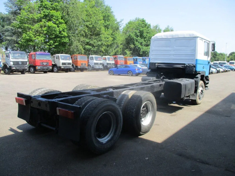 MAN 26.402 25.402 , ZF manual , 6x4 , Sping suspension - Podvozek s kabinou: obrázok 3 MAN 26.402 25.402 , ZF manual , 6x4 , Sping suspension - Podvozek s kabinou: obrázok 3